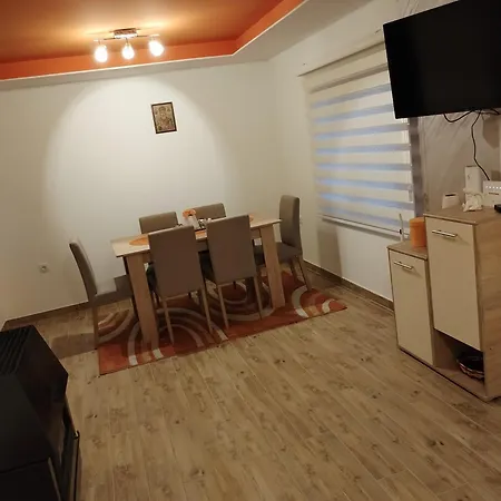 Bella Mia Timotijevici